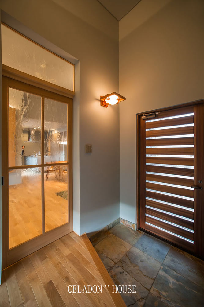 セラドンハウス