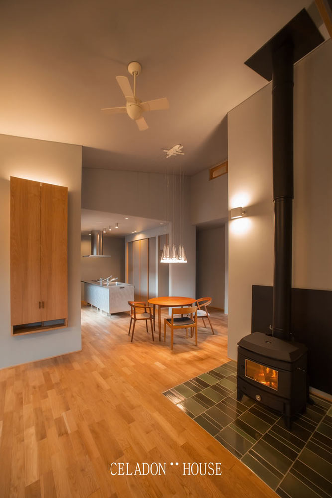 セラドンハウス