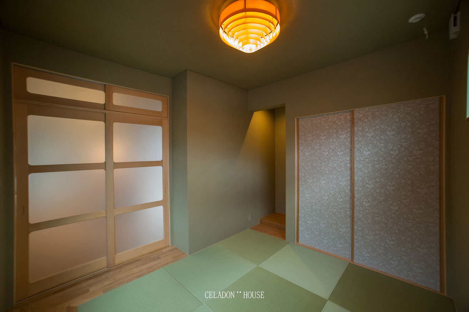 セラドンハウス