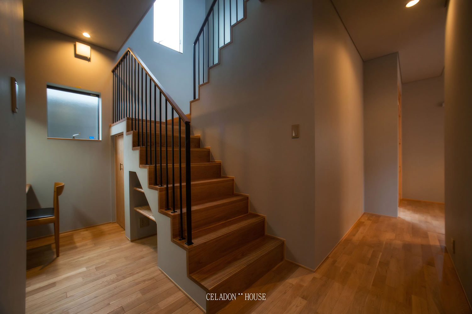 セラドンハウス