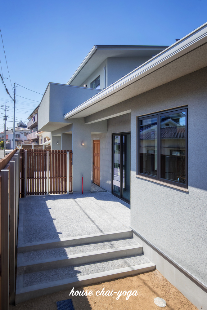 ハウスチャイヨガ