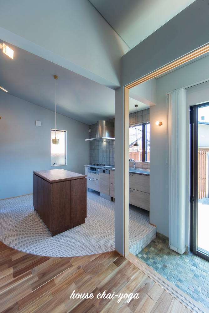 ハウスチャイヨガ