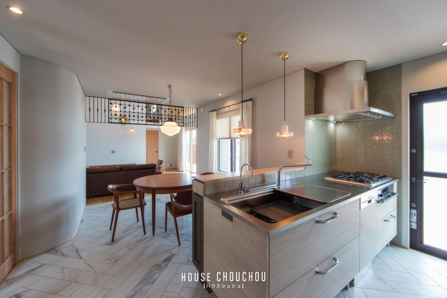 ハウス・シュシュ