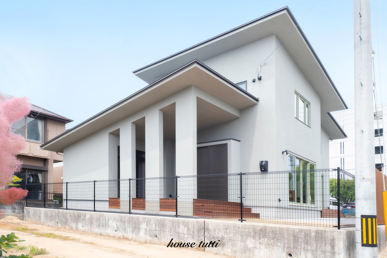 ハウストゥッティ