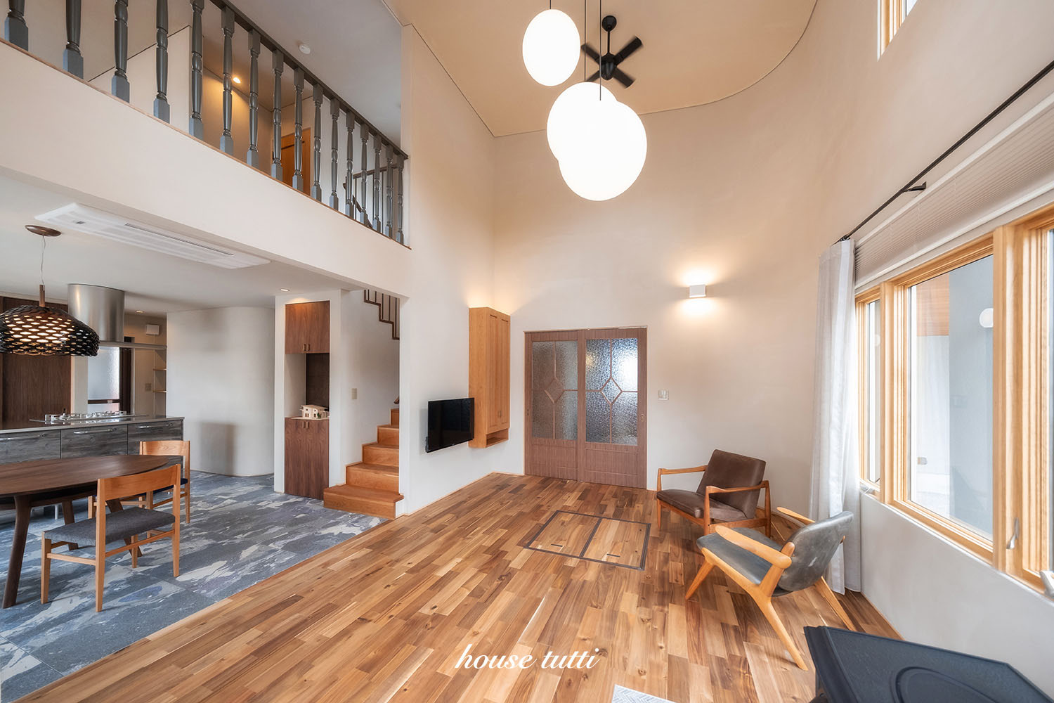 ハウストゥッティ