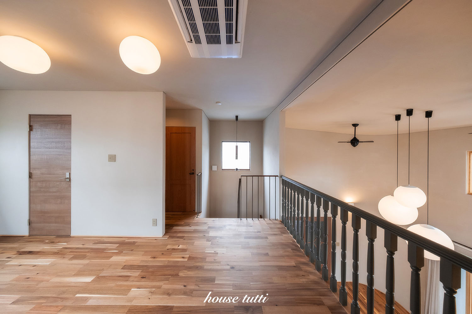 ハウストゥッティ