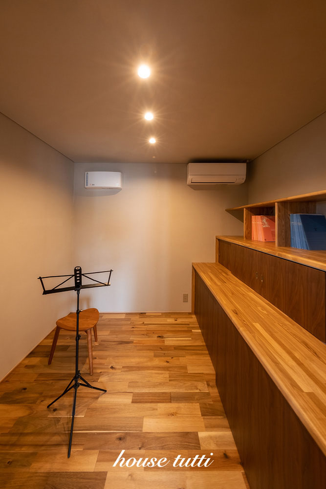 ハウストゥッティ