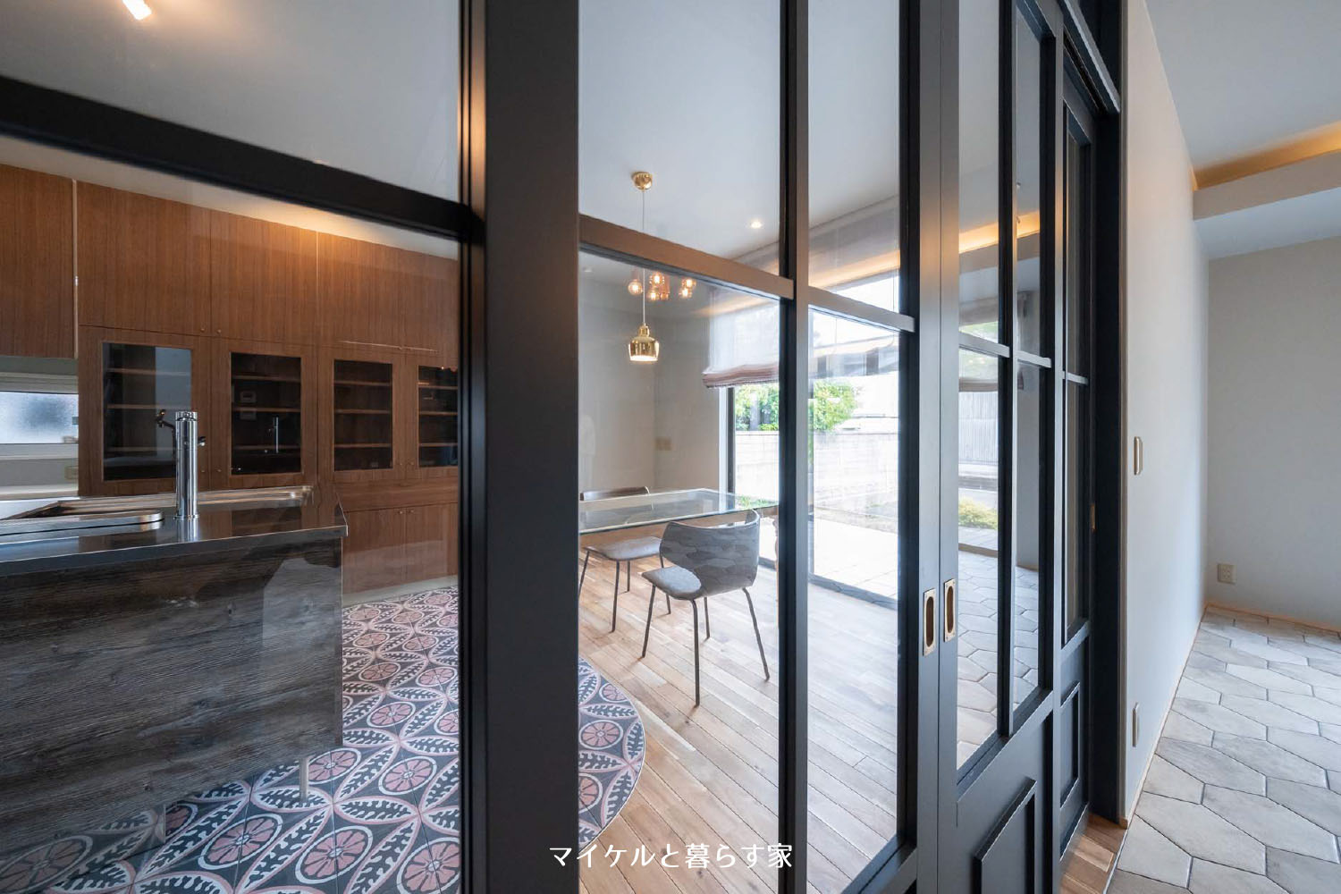 マイケルと住む家