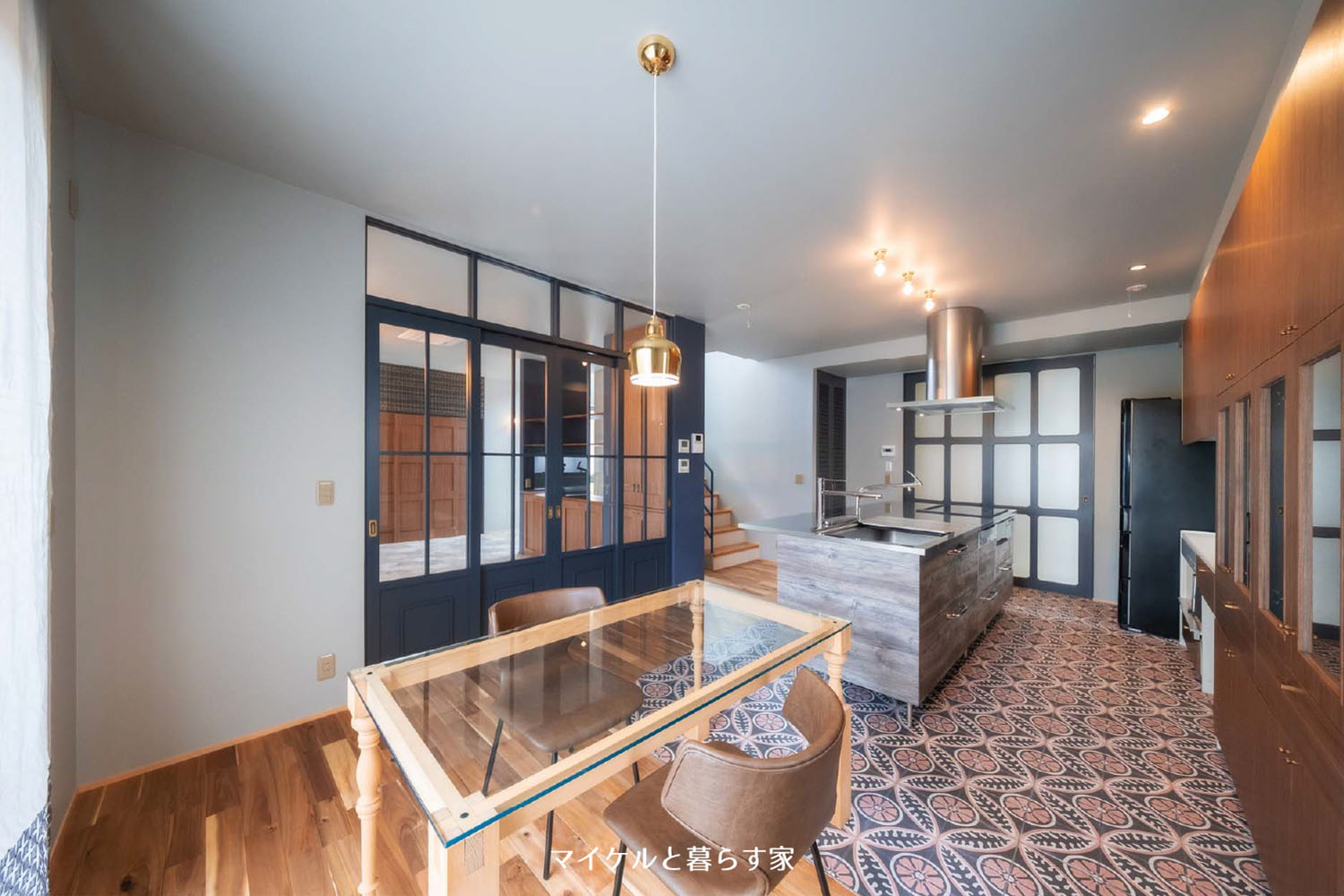 マイケルと住む家