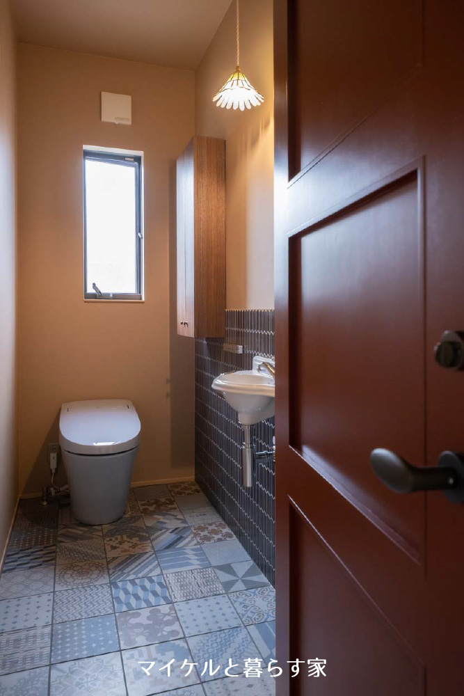 マイケルと住む家