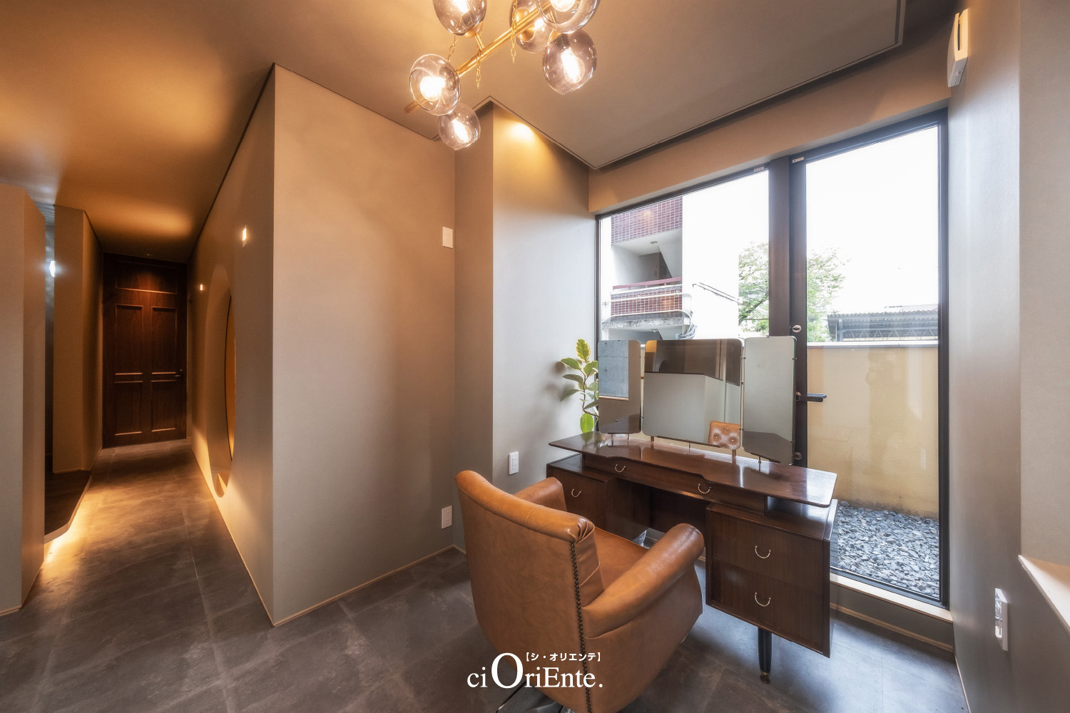 シ・オリエンテ