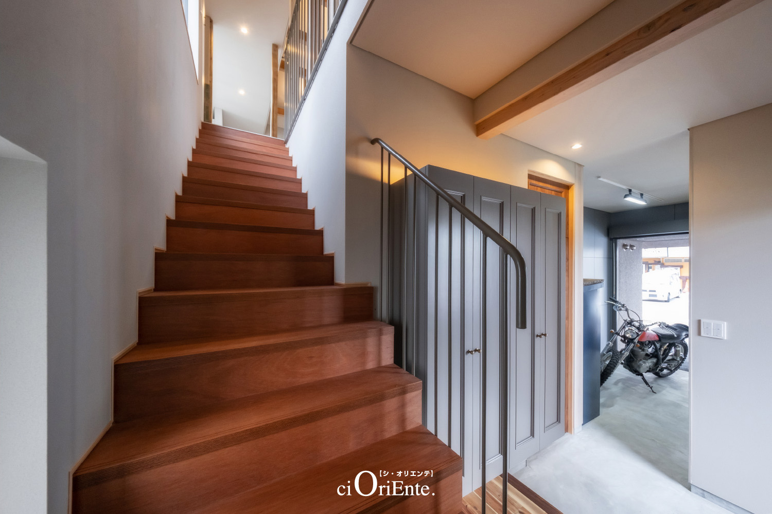 シ・オリエンテ