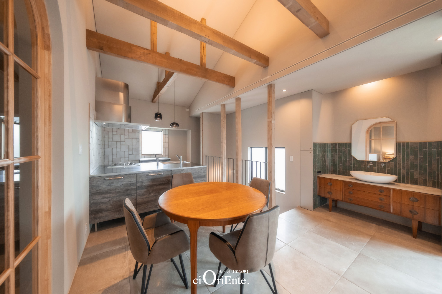 シ・オリエンテ