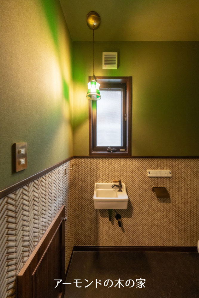 アーモンドの木の家