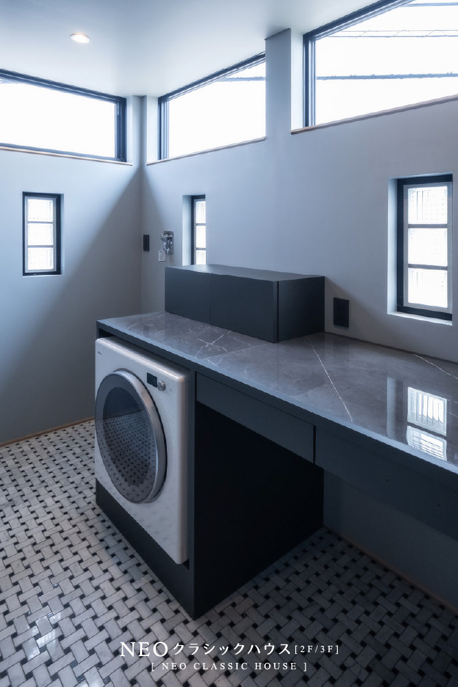 NEOクラシックハウス[2F&3F]