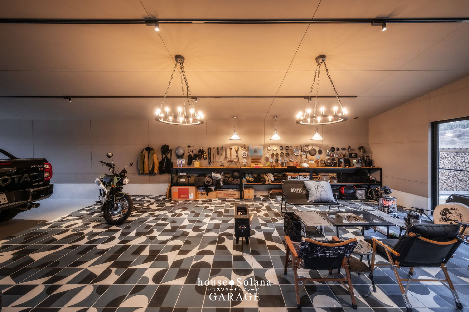 ソラーナガレージ