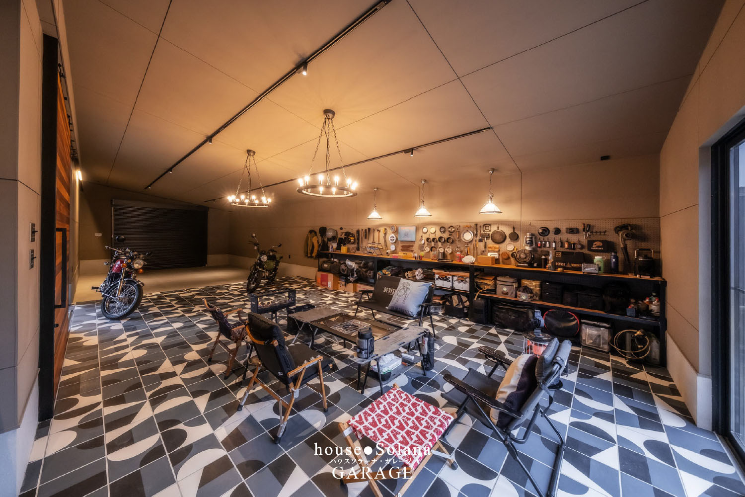 ソラーナガレージ